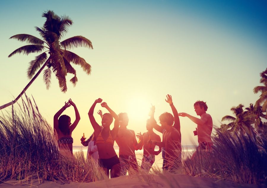 How to plan the best beach party